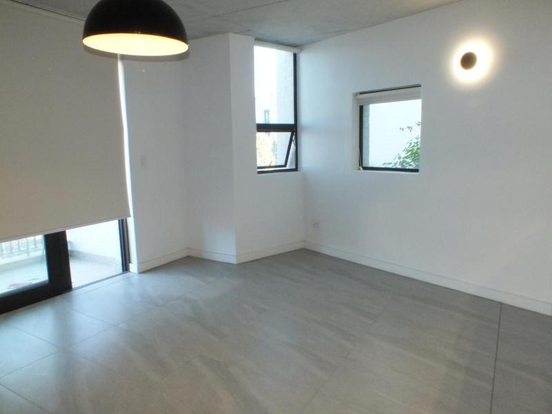 To Let 1 Bedroom Property for Rent in Devonbosch Precinct Western Cape